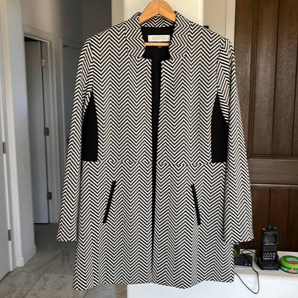 Kasper  size 10 women’s jacket. Worn once